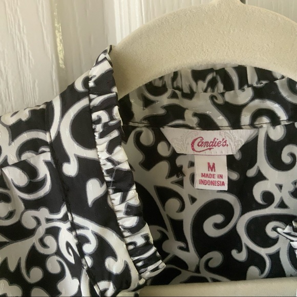 Candies Ruffle Top - Picture 2 of 9